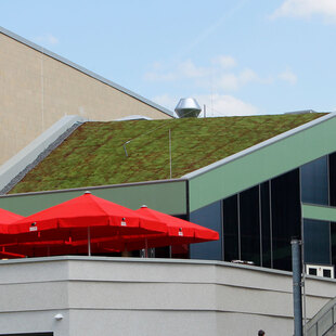 Außenbereich des BLOCK HOUSE Restaurants am Zoo Palast in Berlin 