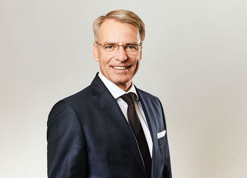 Aufsichtsratsvorsitzender: Stephan von Bülow